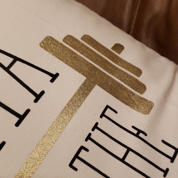 Accent graphic pillow - Picture 3 of 3